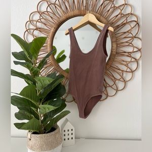 Beige / Blush Stretchy Ribbed Bodysuit - Size XSmall